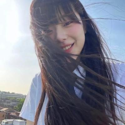 我才不信你是个王子呢